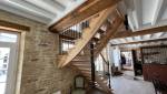 Escalier en bois et fer forgé près de Deauville