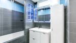 Rénovation de la salle de bain avec pavés de verre