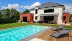 Une maison avec piscine en Indre-et-Loire.