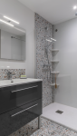 Création d'une salle de bain terrazzo à Nantes