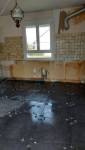 Carrelage cuisine en cours de pose