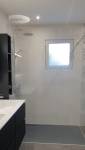 Vue sur l'espace douche