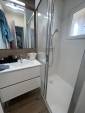 pose des équipements de salle de bain