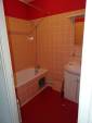 Rénovation de maison dans le Golfe : salle de bain avant - La Maison Des Travaux Vannes Auray Carnac