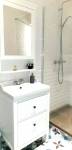 Rénovation de salle de bain avec douche ouverte et faïence métro - Rochefort 17