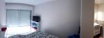 Chambre parentale isolée, plaquée, peinte, sol lames PVC imitation bois
