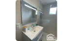 salle de bain avec douche à l'italienne 