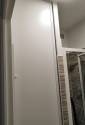 Porte de placard toute hauteur pour sécurisé la salle de bain