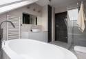 Salle de bains sous les combles Libourne