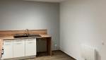 mur plafond dans la cuisine ouverte