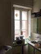 Petite cuisine fermée avant travaux de rénovation dans un appartement - Nantes 44