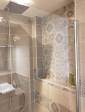 Douche avec niche faïencée