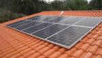panneaux solaires photovoltaïques sur toiture tuiles