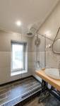 salle de bains sous ses combles