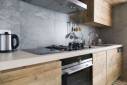  Une-faience-grise-cuisine