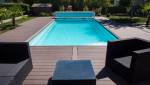 Piscine avec abri déroulant 