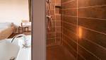 Détail douche chambre 2