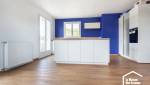 Maison à Dardilly (69570) : Pose de sol souple PVC en pose flottante dans le séjour, la cuisine et les toilettes rénovés