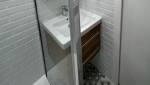 Salle de bain rénovée meuble suspendu
