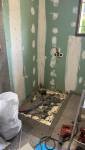 Vue d'ensemble espace douche - Travaux en cours - maçon 73, peintre 73, électricien 73, plombier 73, plaquiste 73, carreleur 73, menuisier 73