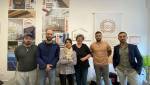 Photo de groupe avec artisan et investisseurs