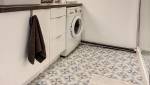 Salle de bain avec carreaux de ciment