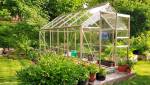 Rénover sa serre de jardin pour le printemps.