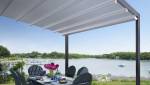 Pergola bioclimatique avec  toiture velum
