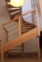 Escalier - Détail lisses inox et structure hêtre - Travaux terminés