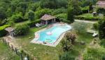 Vue aérienne de la piscine 