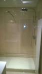 Carrelage de la douche et pose wedi surélevé avec robinetterie Ciel de Pluie salle de bain sous comble espace 2 mètres hauteur - Pontoise (95000)