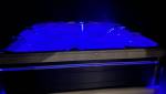 SPA de nuit lumière bleu foncé