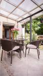 Vue terrasse sur pilotis depuis escalier accès extérieur - Aubagne - 13400 -