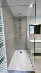 Salle de bain pendant les travaux de renovation de nos artisans