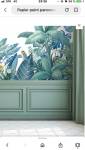 Décoration murale avec une cimaise