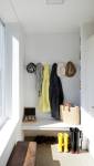 Entrée aménagée en dressing