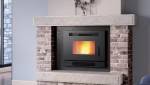 Cheminée avec insert à granulés