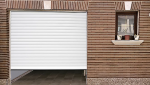 porte de garage enroulante en aluminium blanc (Castorama)