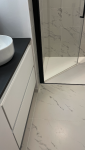 Rénovation d'une salle de bain à Vertou  - pose du sol 