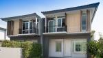 La construction de maisons mitoyennes.