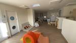 salle d'éveil jeux micro crèche La Maison Des Travaux Alès
