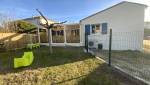 jardin extérieur côté façade micro crèche La Maison Des Travaux Alès