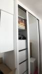 Rangements astucieux dans une chambre - Versailles
