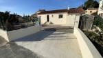 entrée avec accès PMR micro crèche La Maison Des Travaux Alès