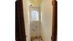 Rénovation d'une salle de bain avec des toilettes sur Blay14400