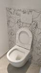 WC suspendu après travaux de carreage et plomberie à Gémenos (13420)