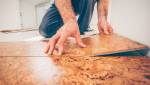Poser un revêtement de sol en liège.