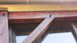 Focus sur traitement poutres extérieures véranda bois pr_s de Magny-en-Vexin (95000)
