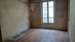 Parquet ancien et abimé, en bois massif 