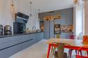Lyon (69005) : Réalisation d'une cuisine ouverte sur le séjour avec claustra sur mesure